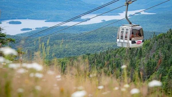 Activités dans les&nbsp;Laurentides